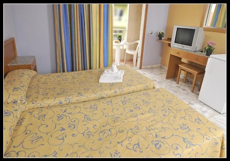 Hostal Carel El Medano  Guest house